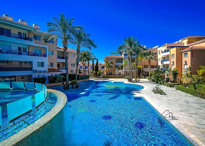 Iris Village 201 By Ezoria Apartmán Paphos