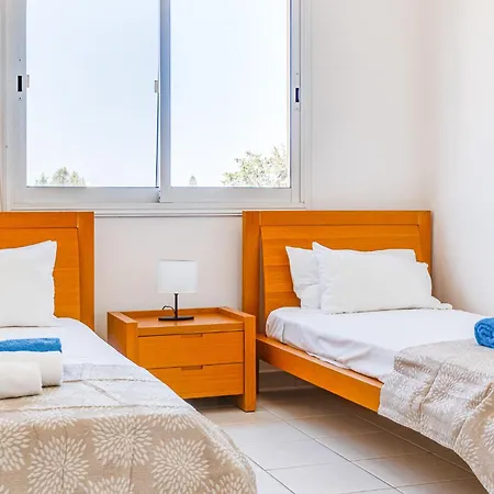 Appartement Iris Village 201 By Ezoria *
