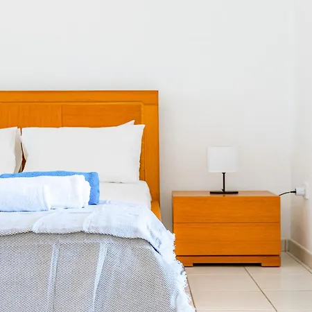 Iris Village 201 By Ezoria Appartement Paphos