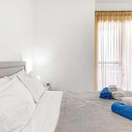 Iris Village 201 By Ezoria Apartament