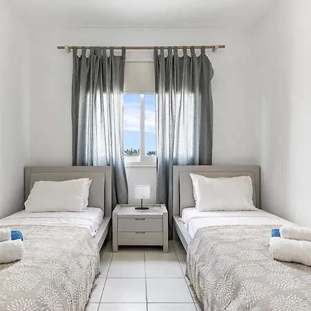 Appartement Iris Village 201 By Ezoria Paphos